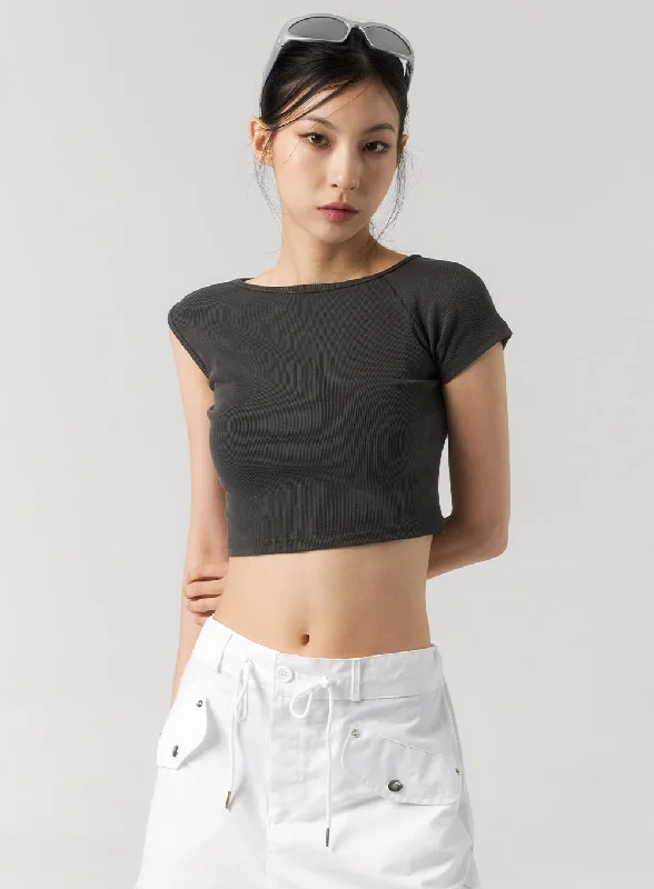 Printed Floral Women's Crop Top in Yellow for a Vibrant and Spring - Inspired OutfitLayered Tee CU321 Printed Floral Women's Crop Top in Yellow for a Vibrant and Spring - Inspired OutfitLayered Tee CU321