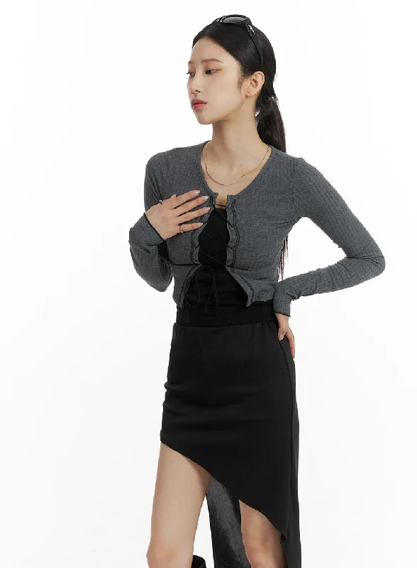 High - Neck Women's Crop Top in Burgundy with Lace Trim for an Elegant and Sophisticated VibeX Strap Slim Fit Crop Top CM405 High - Neck Women's Crop Top in Burgundy with Lace Trim for an Elegant and Sophisticated VibeX Strap Slim Fit Crop Top CM405