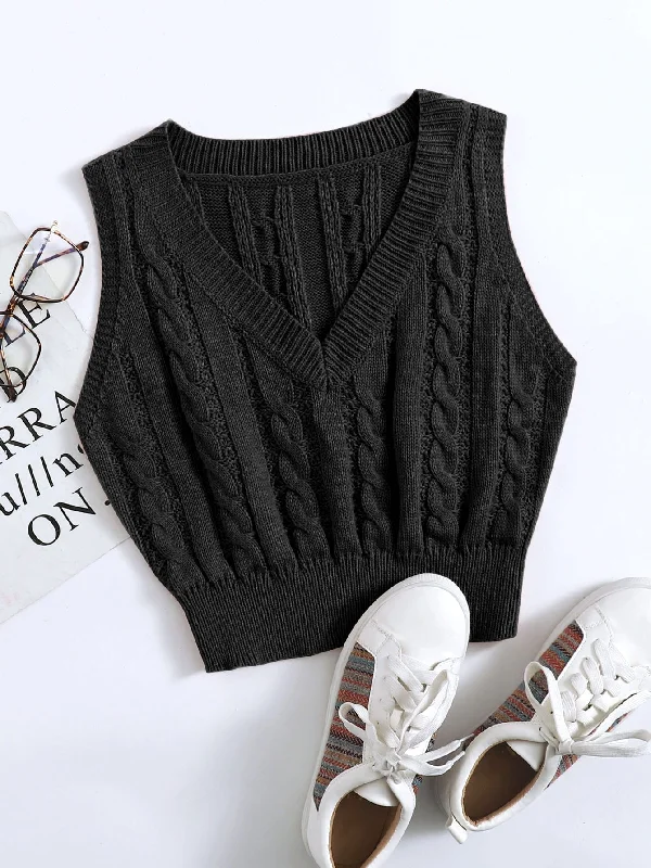 Plus Size Women's Ruffled Hem Sweaters in Floral PrintsMOOSTA Cable Knit Sweater Vest Plus Size Women's Ruffled Hem Sweaters in Floral PrintsMOOSTA Cable Knit Sweater Vest