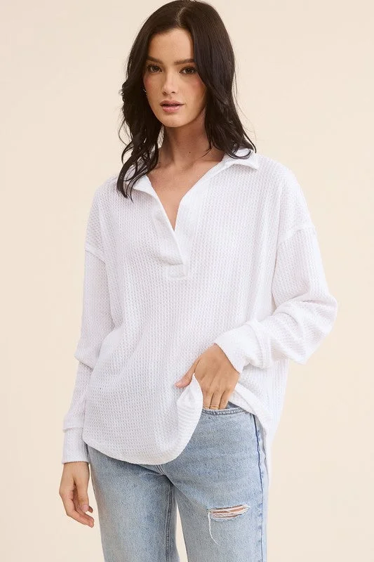 Pocket - Equipped Women Long Sleeve Top for Added FunctionalityDaisy Waffle V-Neck Tunic Pocket - Equipped Women Long Sleeve Top for Added FunctionalityDaisy Waffle V-Neck Tunic