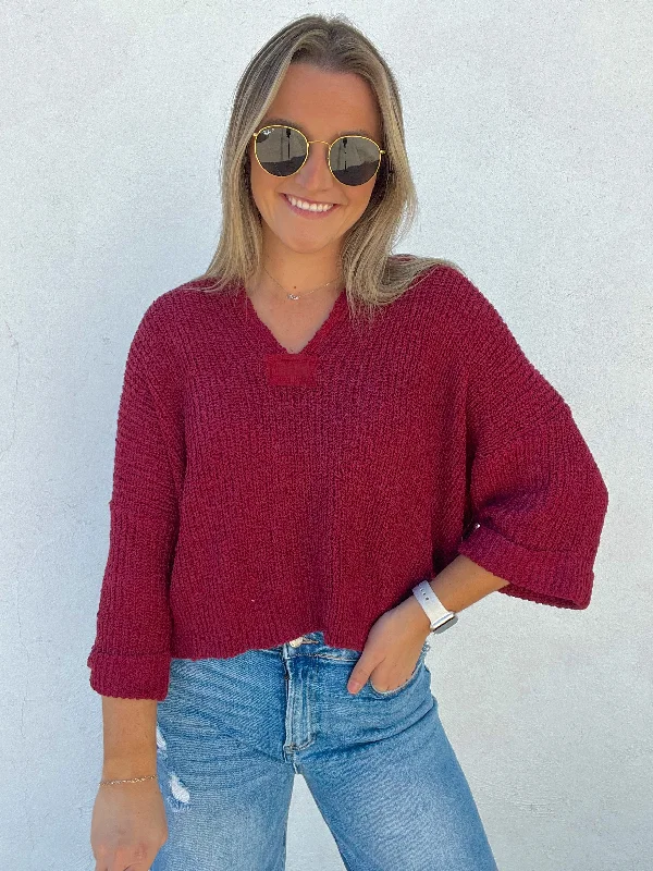 Floral Printed Women Long Sleeve Top for a Romantic LookThe Lauren Sweater Vest - BURGENDY Floral Printed Women Long Sleeve Top for a Romantic LookThe Lauren Sweater Vest - BURGENDY