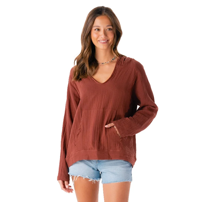 Floral Printed Women Long Sleeve Top for a Romantic LookNutmeg Baja Pullover