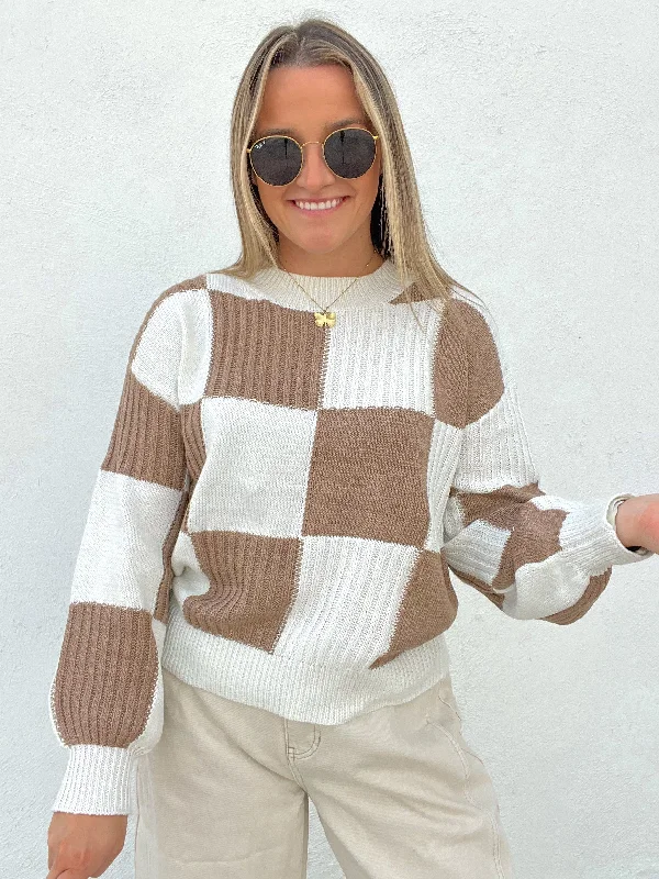 Metallic Accent Women Long Sleeve Top for a Glamorous LookAutumn Essential Checkered Sweater Metallic Accent Women Long Sleeve Top for a Glamorous LookAutumn Essential Checkered Sweater