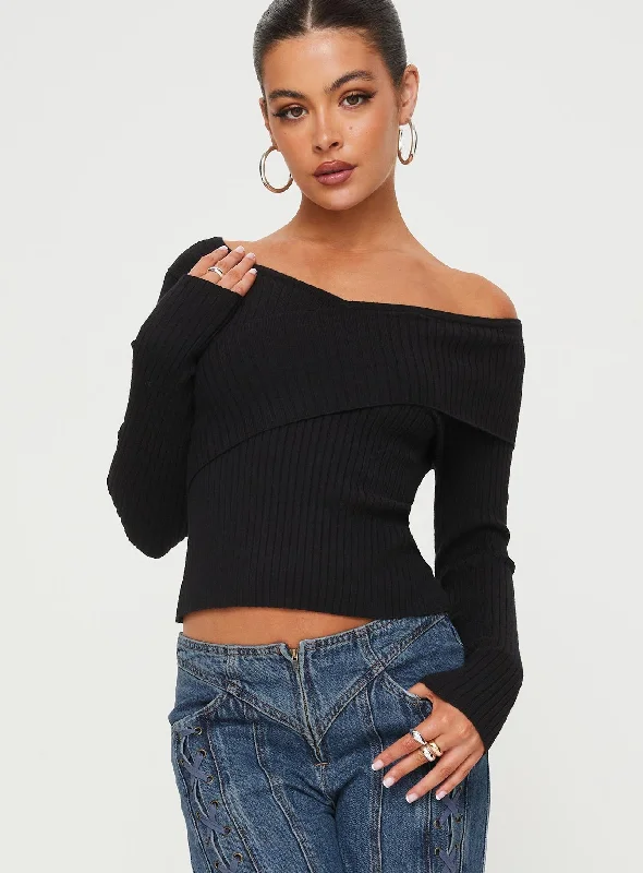 Printed Graphic Women Long Sleeve Top with a Bold StatementNolia Long Sleeve Top Black Printed Graphic Women Long Sleeve Top with a Bold StatementNolia Long Sleeve Top Black