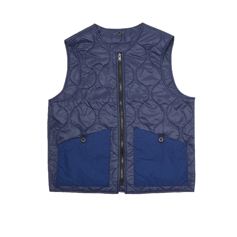 Mock Neck Women's Alpaca Wool Sweaters in Earth TonesManifattura Ceccarelli All Seasons Vest in Navy Mock Neck Women's Alpaca Wool Sweaters in Earth TonesManifattura Ceccarelli All Seasons Vest in Navy