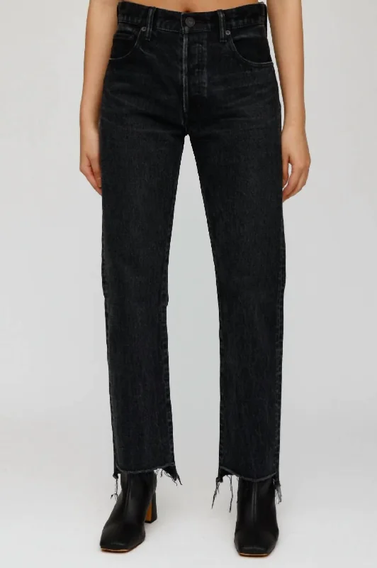 Women's Tight Trousers with Elastic Waistband in Black for Easy and Comfortable WearNorthville Straight Jean In Black Women's Tight Trousers with Elastic Waistband in Black for Easy and Comfortable WearNorthville Straight Jean In Black