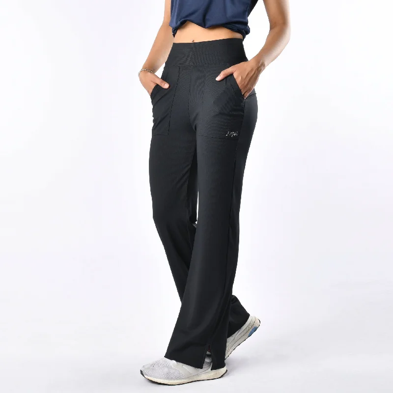 Women's Faux Leather Tight Trousers with Studded Details in Brown for an Edgy StyleRibbed pants Women's Faux Leather Tight Trousers with Studded Details in Brown for an Edgy StyleRibbed pants