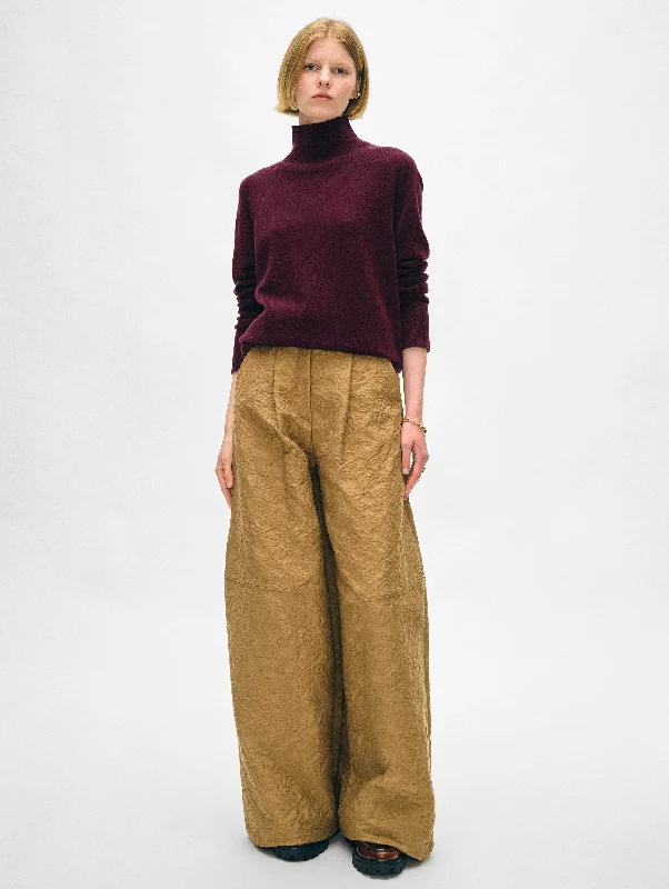 Cropped Women's Angora Blend Sweaters for a Trendy LookCashmere Rib Trim Standneck Cropped Women's Angora Blend Sweaters for a Trendy LookCashmere Rib Trim Standneck