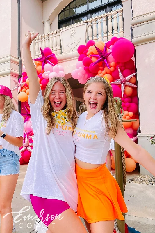 Pocketed Women T Shirt for Added FunctionalityDelta Gamma Walking On Sunshine Bid Day Tee Pocketed Women T Shirt for Added FunctionalityDelta Gamma Walking On Sunshine Bid Day Tee