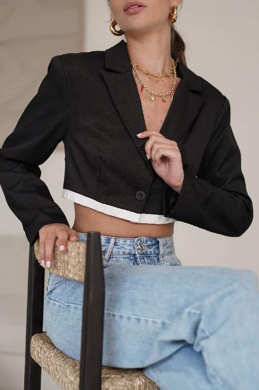 Women's Longline Linen Blazers in Pastel Colors for Summer EventsBlazer cropped met wit detail zwart - Vera Women's Longline Linen Blazers in Pastel Colors for Summer EventsBlazer cropped met wit detail zwart - Vera