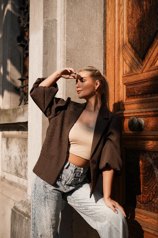 Plus Size Women's Military - Inspired Blazers with Gold Accents for a Bold LookOversized blazer met pofmouwen bruin - Darcy Plus Size Women's Military - Inspired Blazers with Gold Accents for a Bold LookOversized blazer met pofmouwen bruin - Darcy