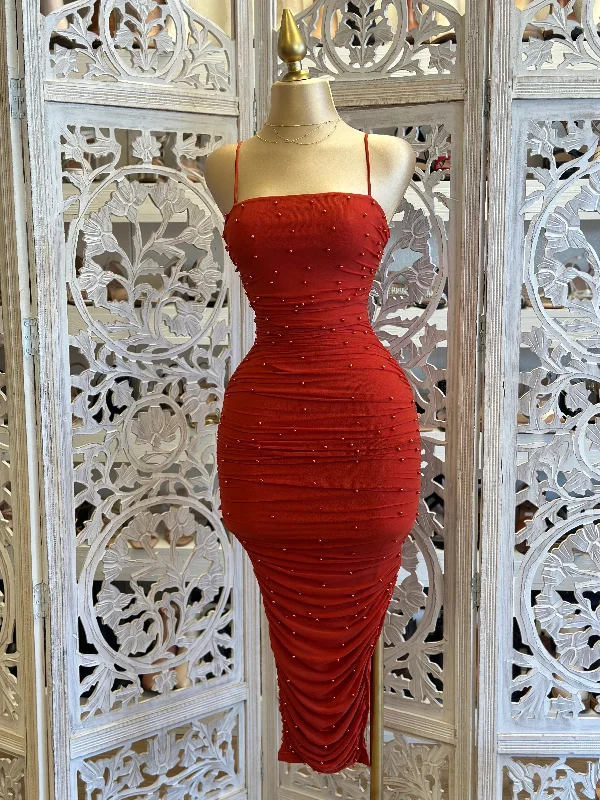 Mini Women Dress with a Short Hem for a Young and Trendy StylePearl Detail Coñac Dress- Stretchy Mini Women Dress with a Short Hem for a Young and Trendy StylePearl Detail Coñac Dress- Stretchy