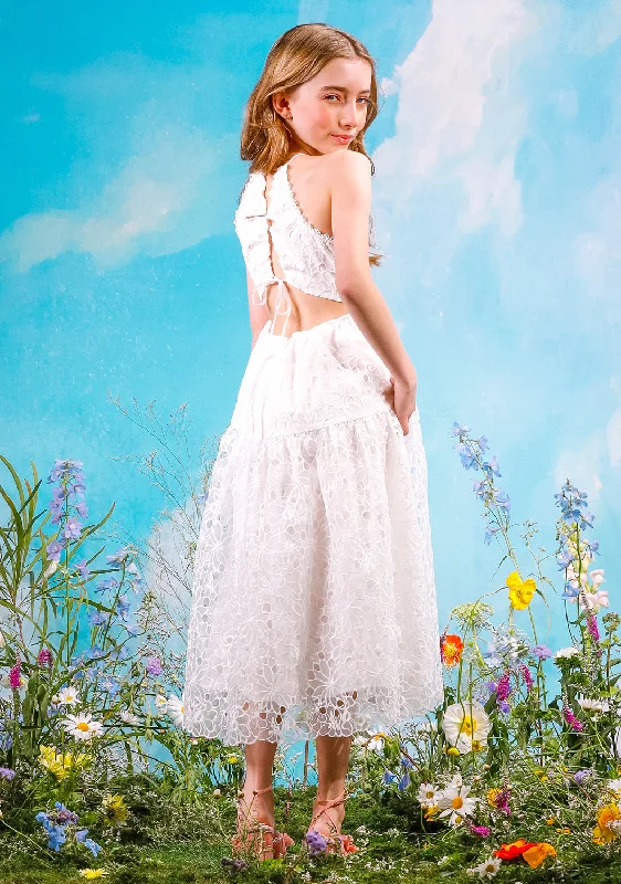 Plus Size Women Dress with a Flattering A - Line Cut for Comfort and StyleSadie Embroidered Maxi Dress Plus Size Women Dress with a Flattering A - Line Cut for Comfort and StyleSadie Embroidered Maxi Dress
