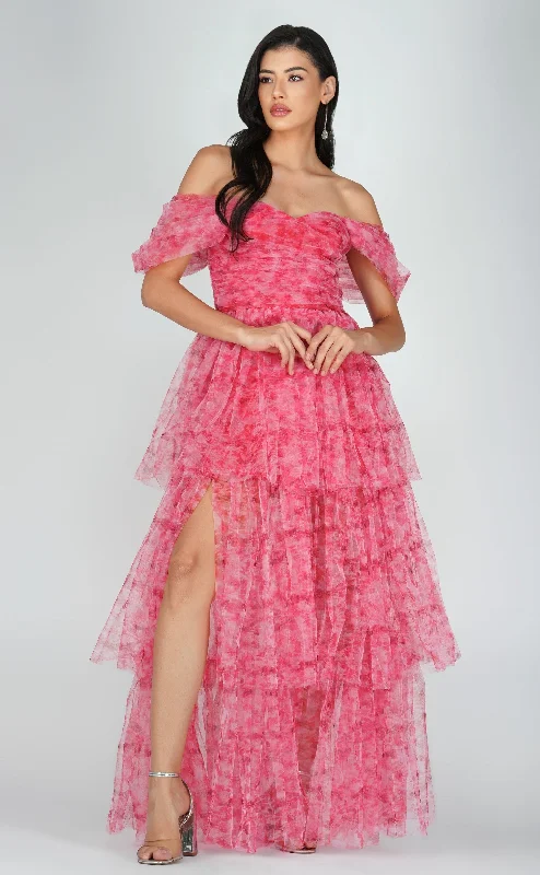 Little Black Women Dress with Sequins for a Glamorous Night OutSydney Tulle Maxi Dress in Red Print Little Black Women Dress with Sequins for a Glamorous Night OutSydney Tulle Maxi Dress in Red Print