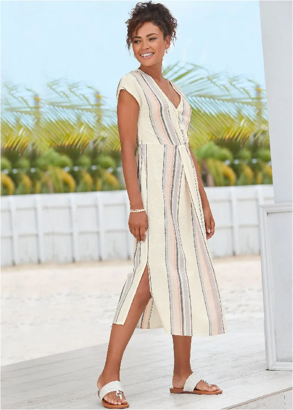 Backless Women Dress for a Sexy and Alluring Look at Evening EventsV-Neck Faux-Wrap Dress - White Multi Backless Women Dress for a Sexy and Alluring Look at Evening EventsV-Neck Faux-Wrap Dress - White Multi
