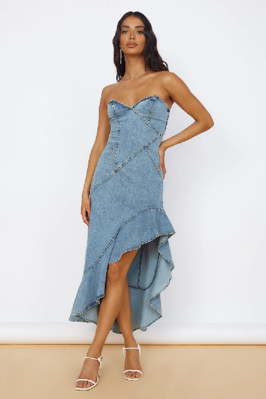 Printed Abstract Women Dress for a Modern and Artistic AppealSweet Surprises Midi Dress Denim Printed Abstract Women Dress for a Modern and Artistic AppealSweet Surprises Midi Dress Denim