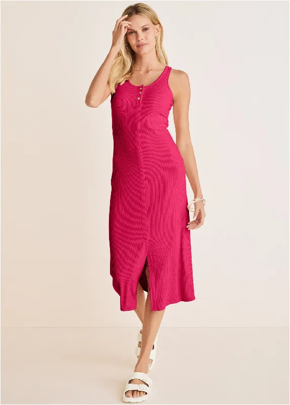 Ruffled Women Dress with Multiple Layers for a Playful and Girly StyleHenley Midi Dress - Dark Pink Ruffled Women Dress with Multiple Layers for a Playful and Girly StyleHenley Midi Dress - Dark Pink