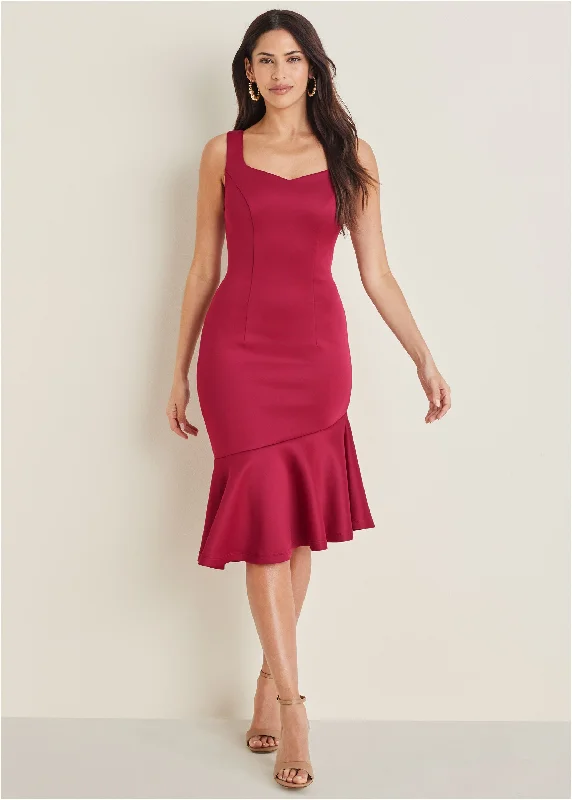 Halter Neck Women Dress to Show Off the Shoulders and NecklineRuffle Trim Detail Dress - Red Halter Neck Women Dress to Show Off the Shoulders and NecklineRuffle Trim Detail Dress - Red
