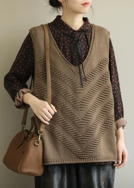 Plus Size Women's Embroidered Sweaters in Ethnic StylesCute fall knit outwear fashion brown v neck sleeveless knitted cardigans Plus Size Women's Embroidered Sweaters in Ethnic StylesCute fall knit outwear fashion brown v neck sleeveless knitted cardigans