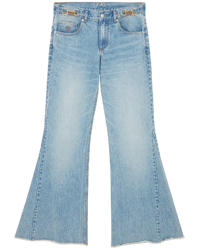 Cargo women jeans with multiple pockets for added functionalityLow Rise Bootcut Jean in Vintage Blue Cargo women jeans with multiple pockets for added functionalityLow Rise Bootcut Jean in Vintage Blue