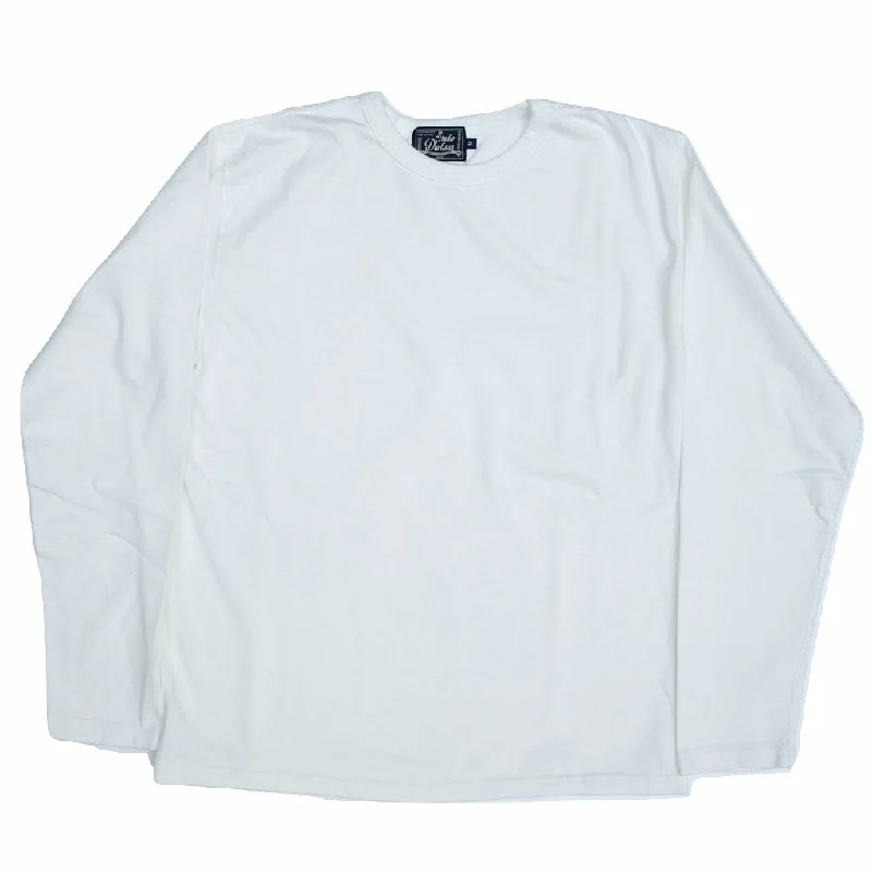 Light - wash women jeans for a fresh and summery appearance[Pre-Order] Studio D'Artisan Suvin Gold L/S Tee (White)
