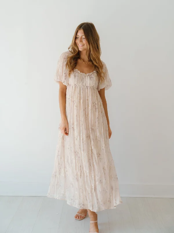 Plus Size Women Dress with a Flattering A - Line Cut for Comfort and StyleElla Maxi Dress Plus Size Women Dress with a Flattering A - Line Cut for Comfort and StyleElla Maxi Dress