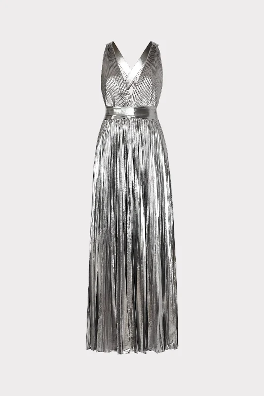 Plus Size Women Dress with a Flattering A - Line Cut for Comfort and StyleOria Pleated Lamé Dress Plus Size Women Dress with a Flattering A - Line Cut for Comfort and StyleOria Pleated Lamé Dress