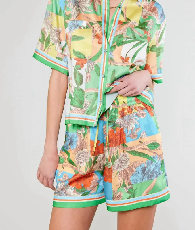 Leather Look Women Shorts for an Edgy and Chic StyleColor Block Elastic Waist Shorts In Floral