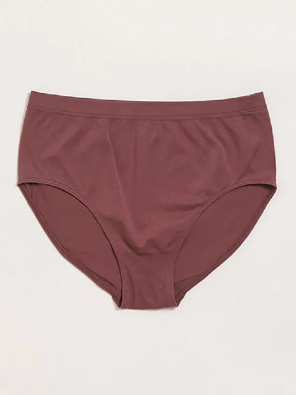 Elastic Waist Women Shorts for Easy Wear and ComfortWunderlove Brown Full Brief