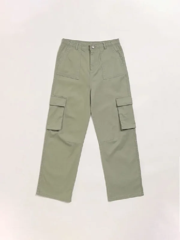 Twill Women Shorts with a Smooth Texture and DurabilityY&F Kids Olive Cargo Trousers Twill Women Shorts with a Smooth Texture and DurabilityY&F Kids Olive Cargo Trousers